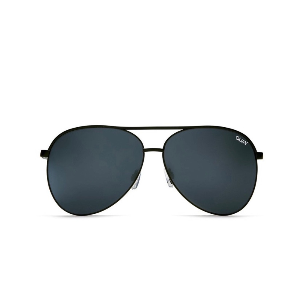 QUAY AUSTRALIA Vivienne Black/Smoke Sunglasses NWT